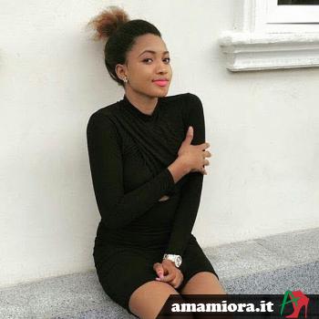 zaina11 - date a Italian, 100% free zaina11