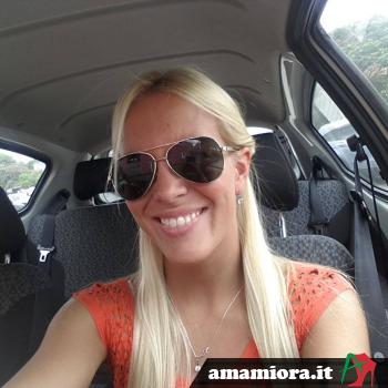 sandrine98 - date a Italian, 100% free sandrine98