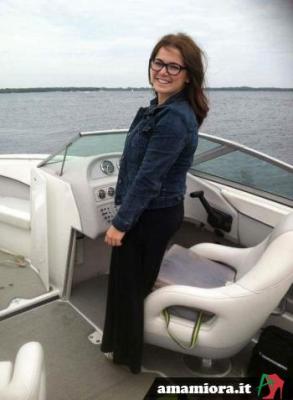 souriante2 - date a Italian, 100% free souriante2