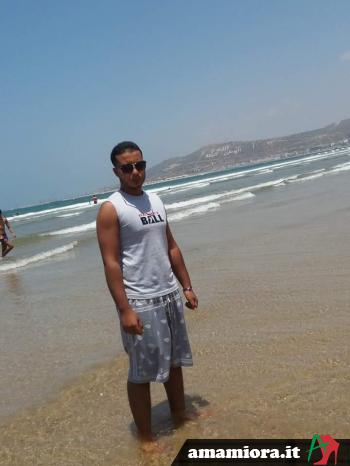 houcine - date a Italian, 100% free houcine