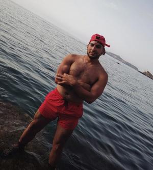 jones13 - date a Italian, 100% free jones13