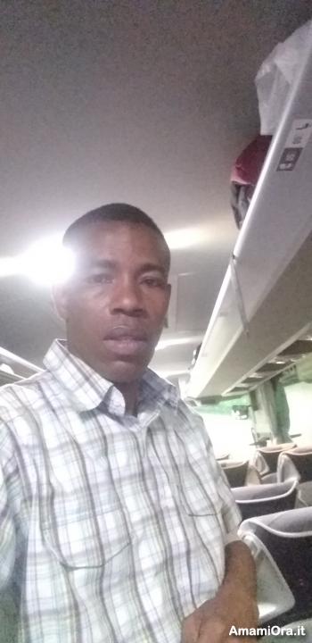 tonze - date a Italian, 100% free tonze