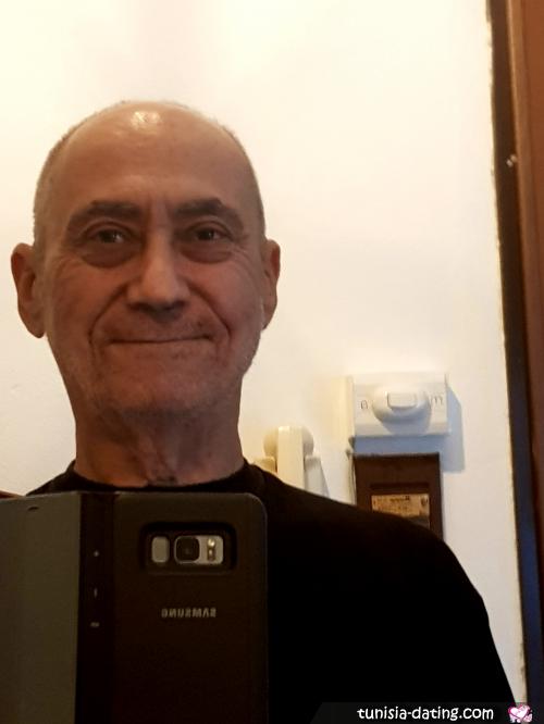 nowhere - date a Italian, 100% free nowhere