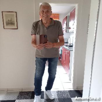 burgi - date a Italian, 100% free burgi