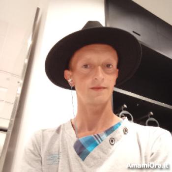 costyboy - date a Italian, 100% free costyboy