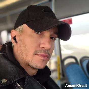 archyhugo - date a Italian, 100% free archyhugo