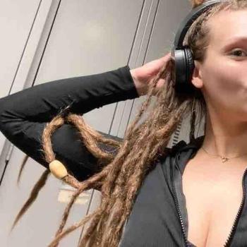 emilyReel - date a Italian, 100% free emilyReel