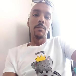 hichem55 - date a Italian, 100% free hichem55