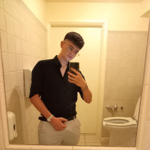 Mattia18 - date a Italian, 100% free Mattia18