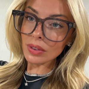 stormi - date a Italian, 100% free stormi