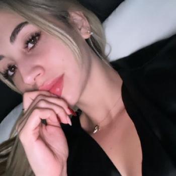 lyna33 - date a Italian, 100% free lyna33