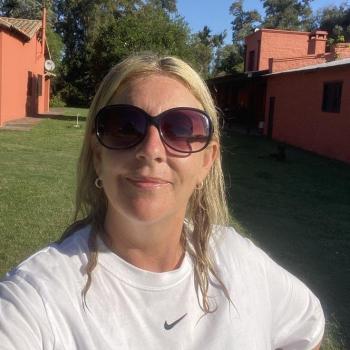 Carine00 - date a Italian, 100% free Carine00