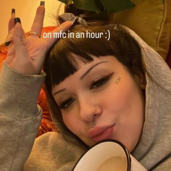 brandybrad spoofed photo banned on amamiora.it