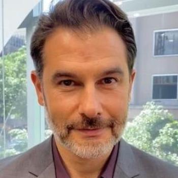 DavidGomes spoofed photo banned on amamiora.it