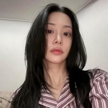 luanaaa1 spoofed photo banned on amamiora.it